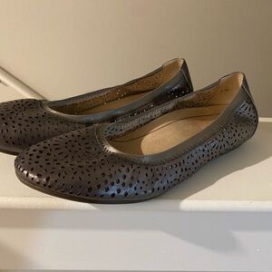 Women’s Vionic Robyn Silver Leather